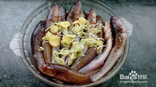 扔巴鱼做法
