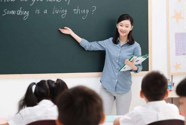 描写老师像什么什么什么像什么什么什么