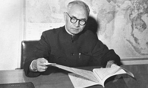 李四光的故事100字