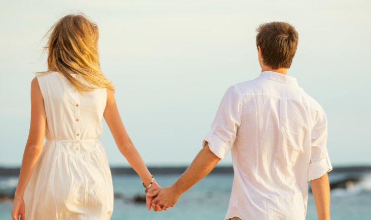 表白用＂做我女朋友吧＂还是＂愿意做我女朋友么＂?