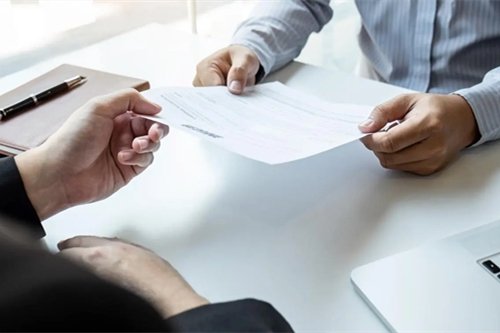 面试完面试官说感谢我的到来，并送我到公司门口，我这是有戏了吗？