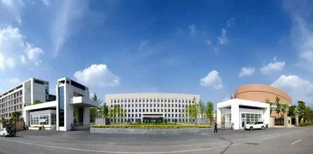 台州一中和洪家中学的差距大吗，去年的高考情况差得多吗？