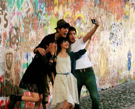 《有一个地方只有我们知道》电影中出现了哪些歌