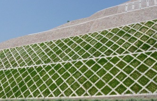 什么是路基边坡防护，分为哪几类？（越明细越好，字数越多越好）