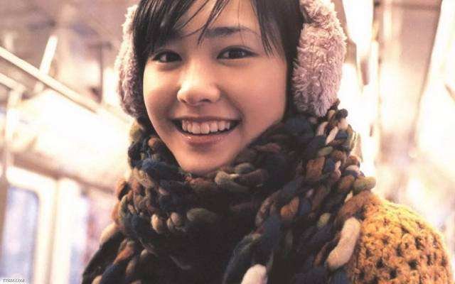 新垣结衣“瘦脱相”,本人称做了牙齿矫正,矫正器对脸型的影响有多大?