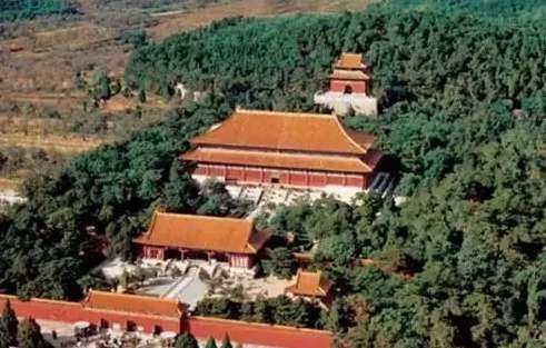 清朝皇帝的皇陵分别是哪些？分别在哪里？