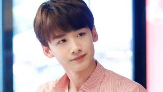 白敬亭楠哥是谁?