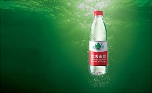 有关矿泉水的广告你都看过哪些？有没有印象比较深刻的？