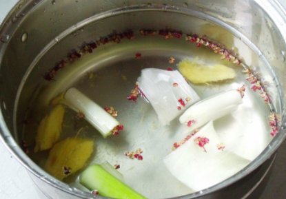 白切鸡的制作过程是什么？