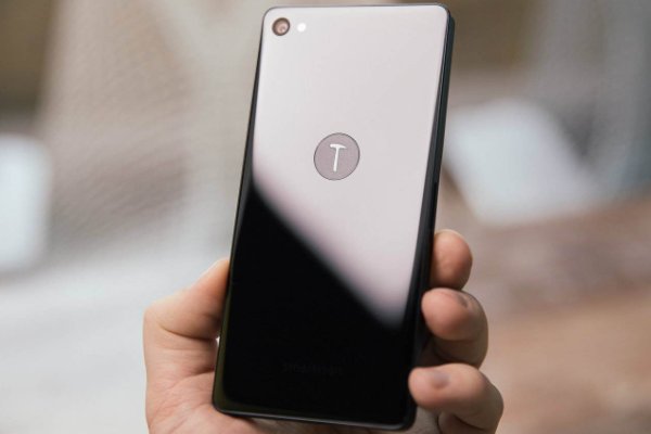 锤子手机怎么样，值得购买吗？