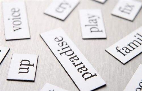 求lack的几种用法，像lacking ，lack of，lacking of，lack等等都怎么用？