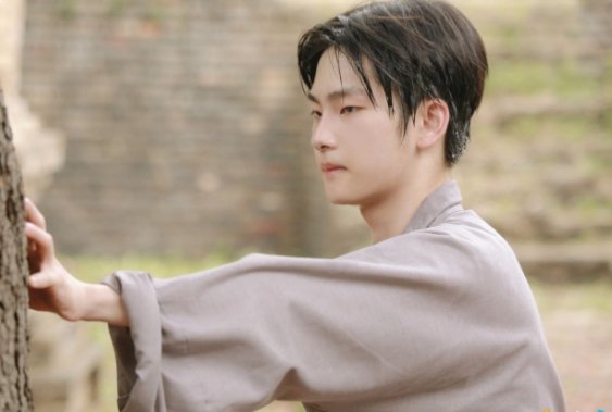 周震南父亲再成失信被执行人，对儿子的事业是否会造成影响？