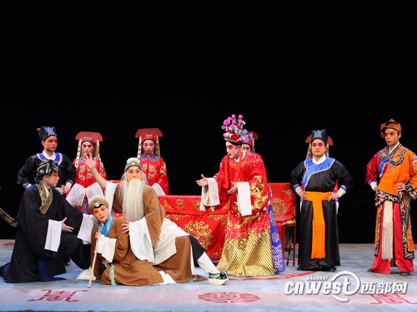 秦腔<<清风亭>>的故事情节