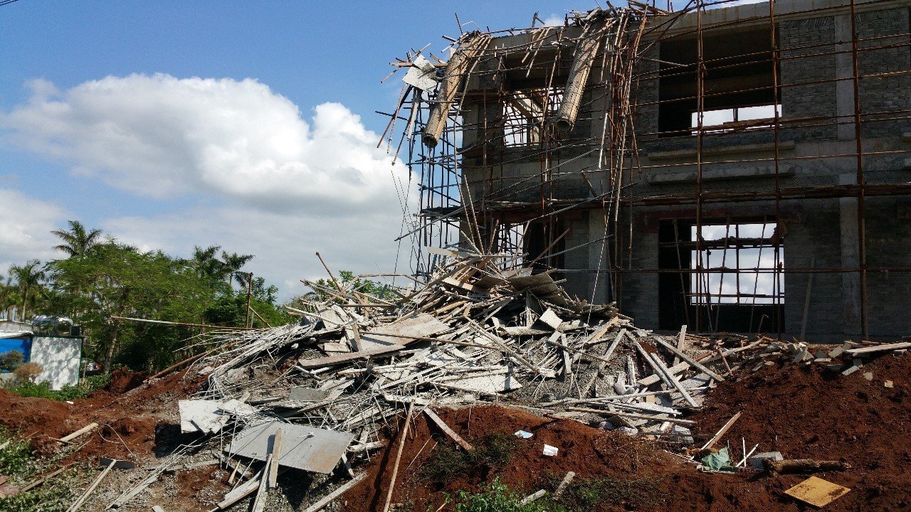 广东某工地坍塌致7人死亡，现场到底是何情况？