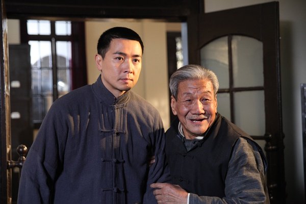 百位演员参演《1921》，你觉得这部电影的选角如何？