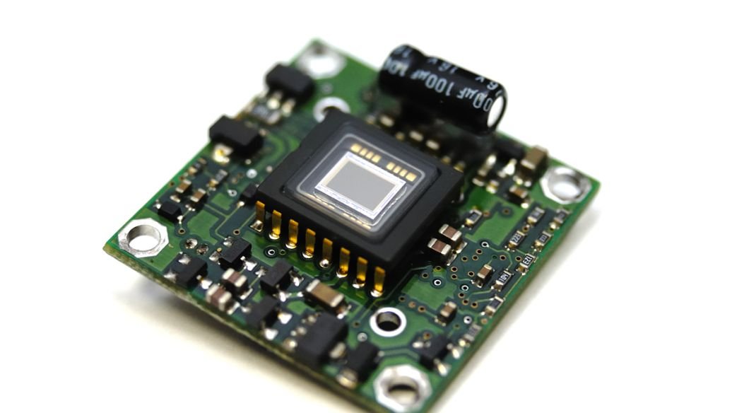 手机的加速度传感器在哪里