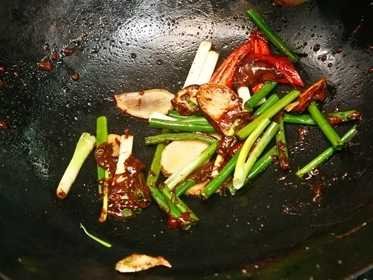 卤水的制作方法