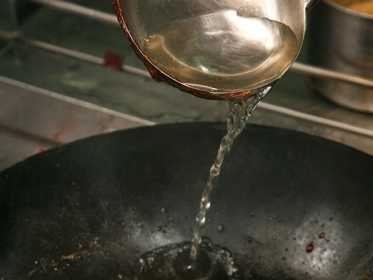 卤水的制作方法