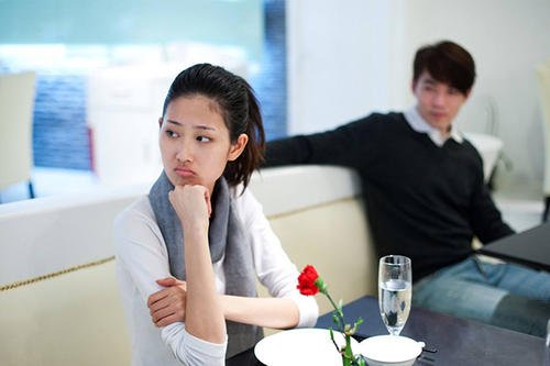 2021年全国一季度离婚人数大跌七成多，这是哪些因素导致下跌的？