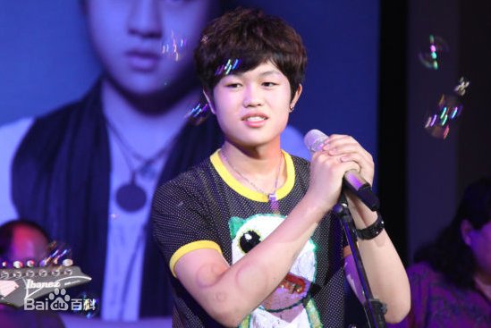 李天一是谁的亲生儿子