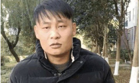 昆山宝马司机连续掌掴拐杖男子，当事人称懂法没还手，此事有何最新进展？