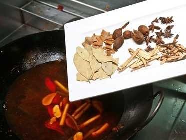 卤水的制作方法