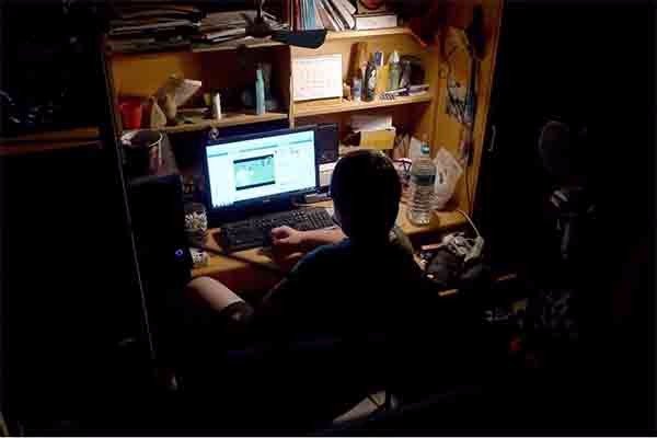 晚睡晚起对身体有什么影响?