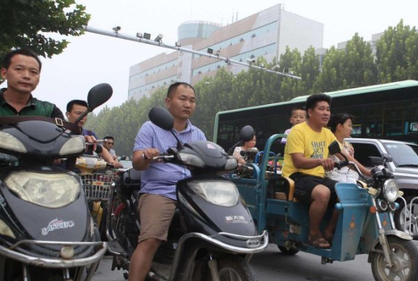 青岛男子辟谣被女友锤断肋骨，具体的情况是怎样的？