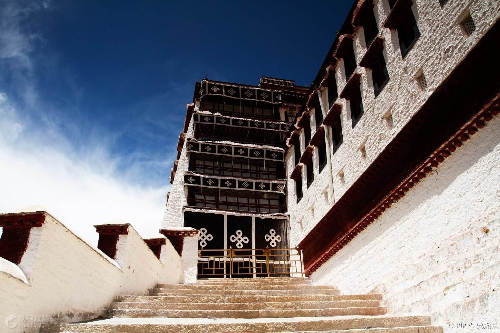 小布达拉宫与西藏大布达拉宫有什么不同？