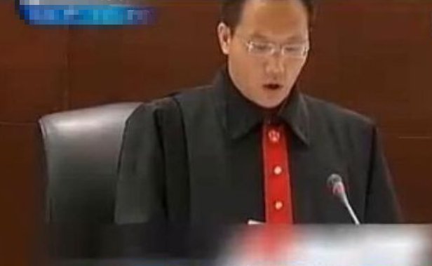 彭宇案的法官王浩还做法官吗？