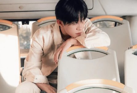 易烊千玺参演电影入围华鼎奖中国电影50强榜单，你觉得他的演技怎么样？