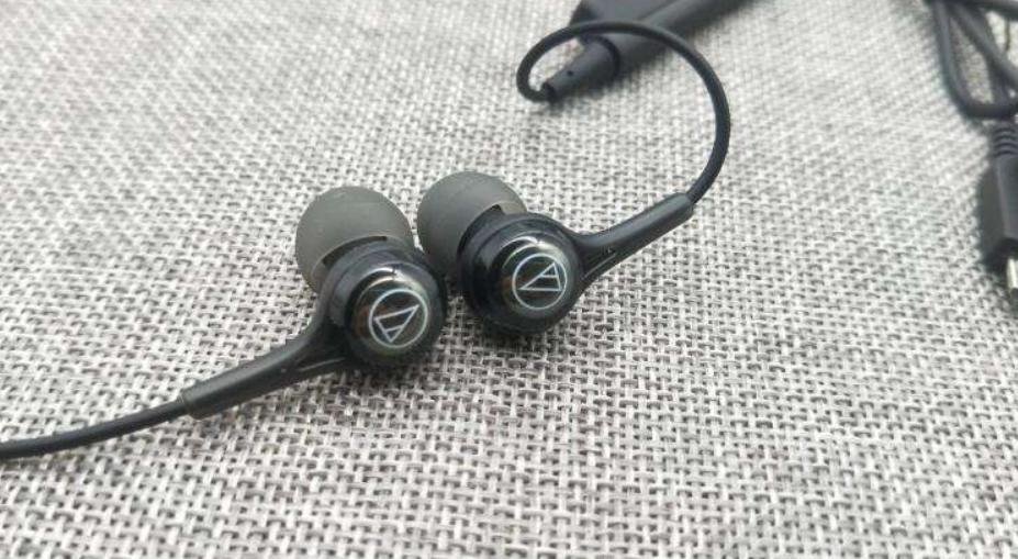 挂耳式蓝牙耳机推荐