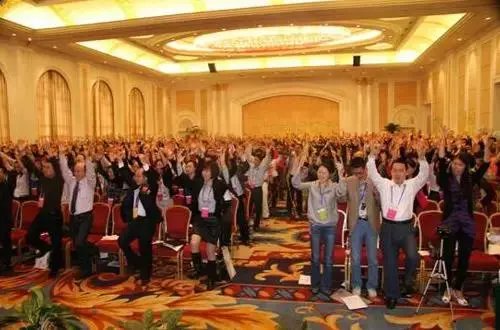 亲历LEGACY课程学员发声,称会不断怀疑自己,精神传销是否违法?