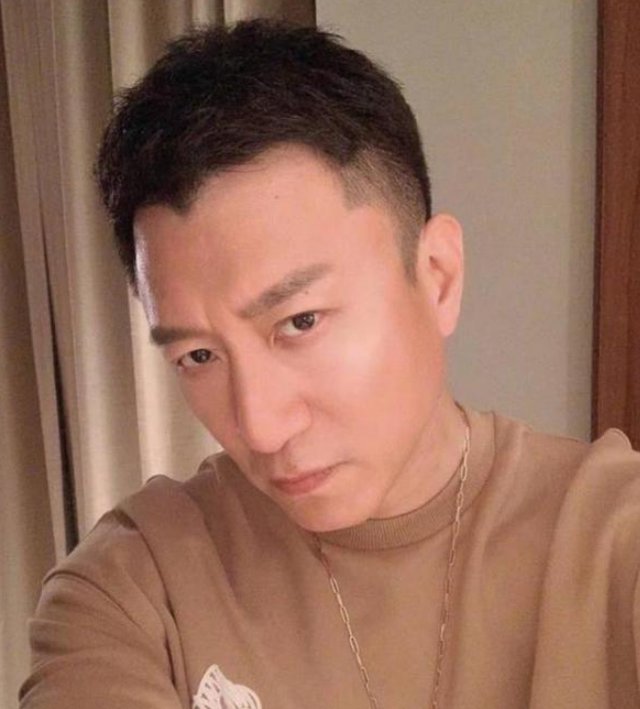 孙红雷一眼认出合作过的潜伏群演，这是对演员的尊重，你看过他的戏吗？