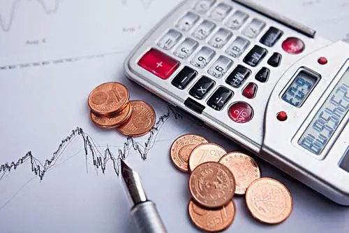 新华社如何评价恒大等个别房企债务问题的?