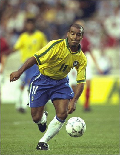 巴西历届国家队11号是谁?