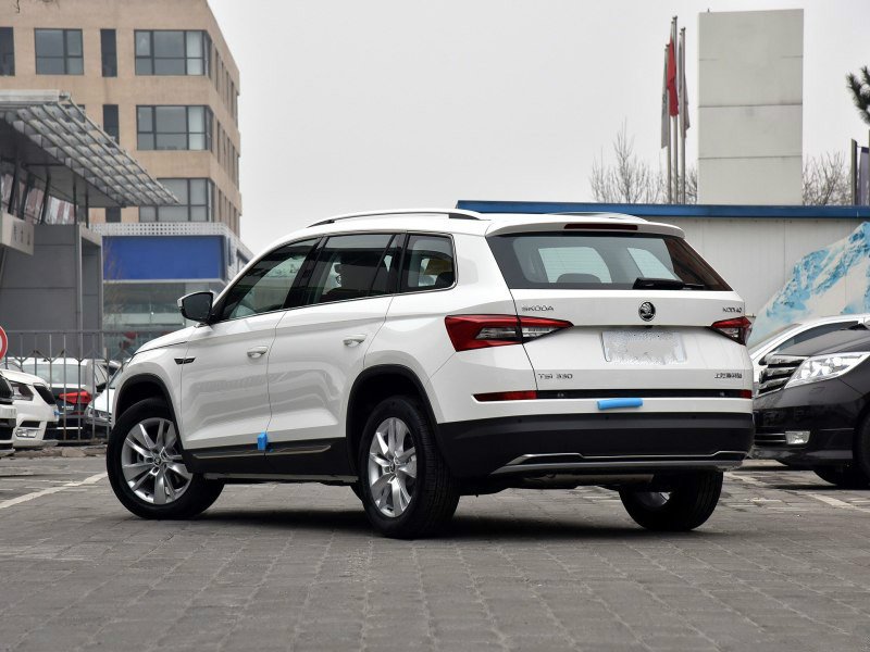 标致5008对比柯迪亚克哪个好?