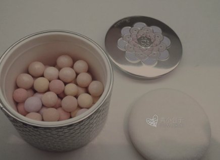 娇兰 幻彩流星粉球怎么使用?