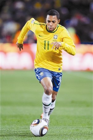 巴西历届国家队11号是谁?