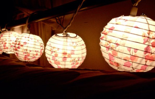 写新年快乐的藏头诗