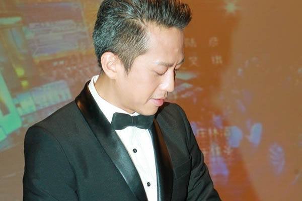 邓超调侃从小看杨紫老师的戏长大，杨紫对此是何反应？