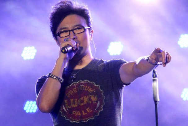 汪峰27次冲击头条失败,他为什么这么惨?