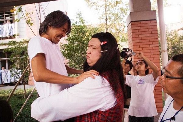 徐娇和周星驰是什么关系？