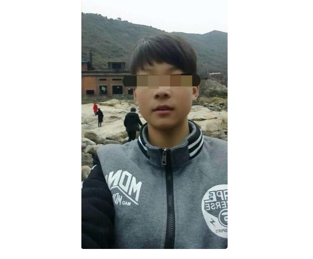 大一新生斗殴死亡是怎么回事？