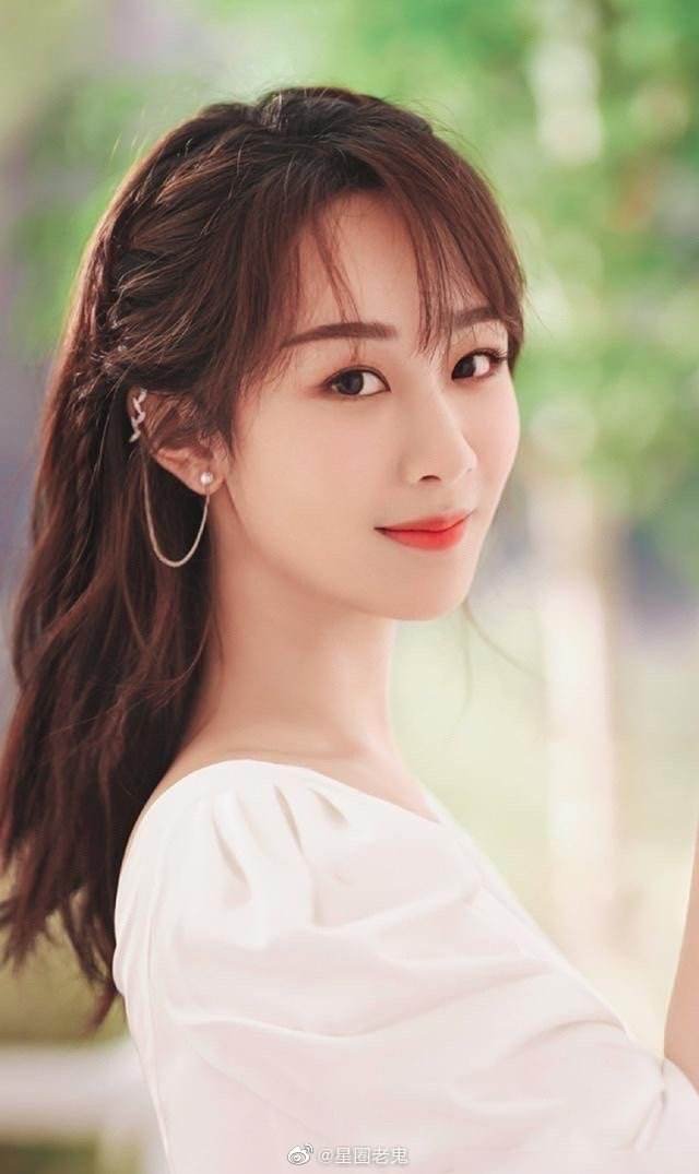 有网友发现谷爱凌和杨紫互关了,优秀的人为何总能互相吸引?