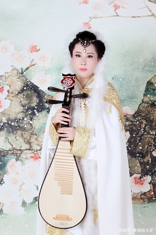 出塞之后的王昭君是如何在匈奴生活的？