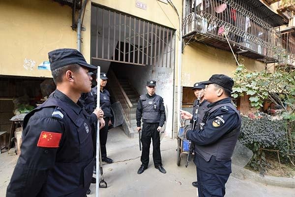 江苏女子称遭陌生男破门而入,事情真相是怎样的?