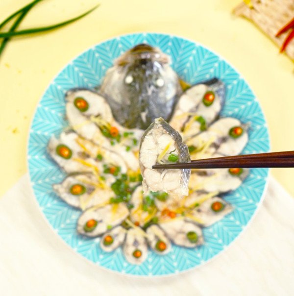 清蒸鲈鱼做法及步骤