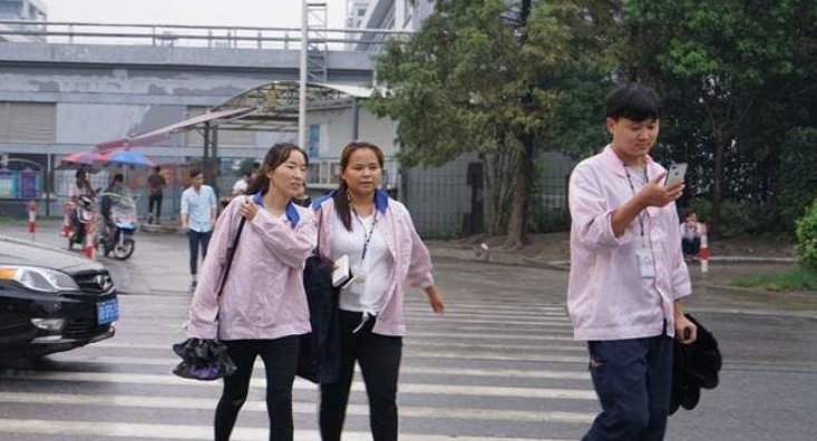 上海哪个电子厂比较好！工资高些的！