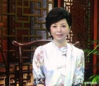 原湖南台一姐仇晓,曾提拔汪涵、艳压李湘谢娜,50+的她如今怎么样了?